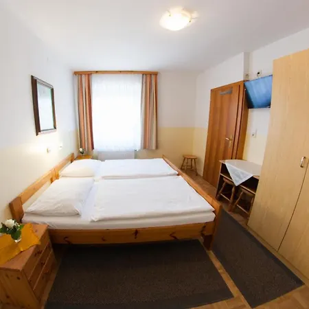 Guest house Fruehstueckspension Koelich