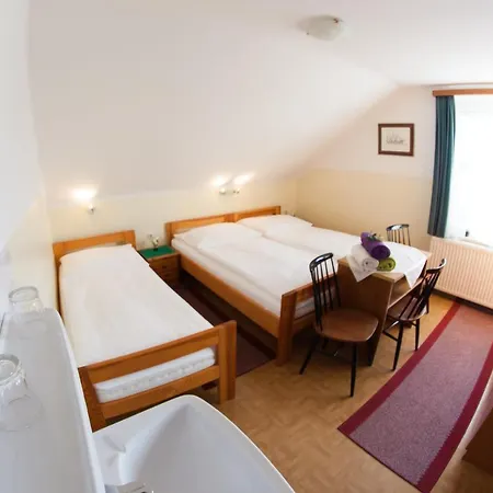 Fruehstueckspension Koelich Maison d'hôtes Klagenfurt am Wörthersee