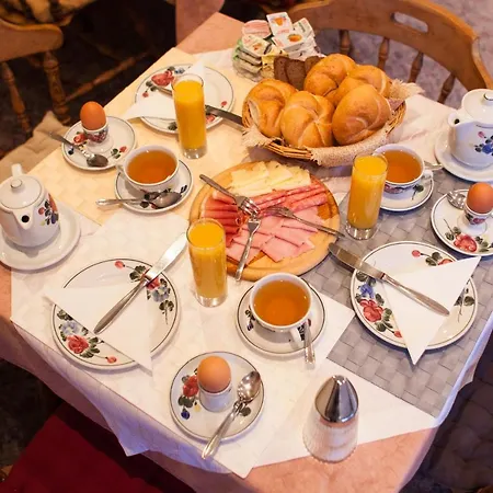 Fruehstueckspension Koelich Casa de hóspedes *