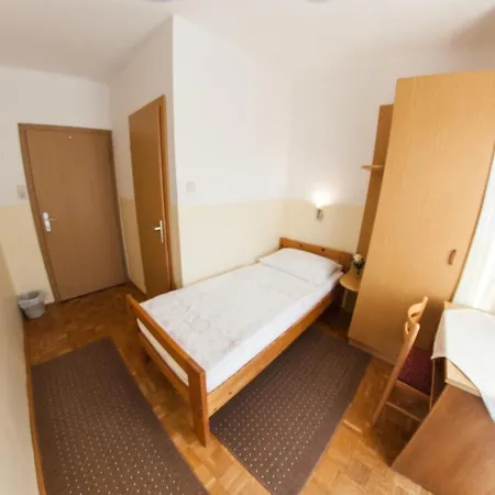 Casa de hóspedes Fruehstueckspension Koelich Klagenfurt am Woerthersee