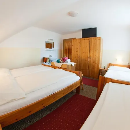 Fruehstueckspension Koelich 招待所 克拉根福