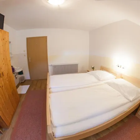 Casa de hóspedes Fruehstueckspension Koelich Klagenfurt am Woerthersee