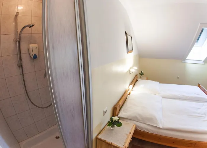 בית הארחה Fruehstueckspension Koelich קלגנפורט