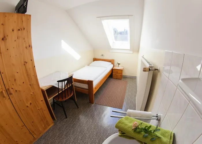 Fruehstueckspension Koelich בית הארחה *