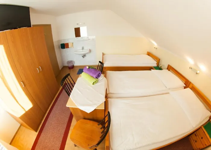 Fruehstueckspension Koelich בית הארחה *