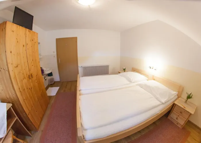 בית הארחה Fruehstueckspension Koelich קלגנפורט