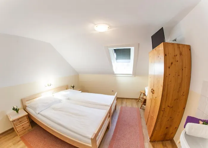 Vendégház Fruehstueckspension Koelich